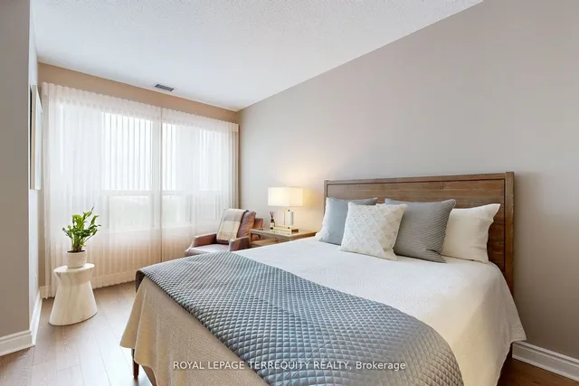 Additional property image - 2 Aberfoyle Cres Unit 1201