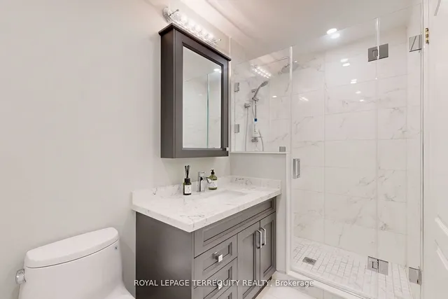 Additional property image - 2 Aberfoyle Cres Unit 1201