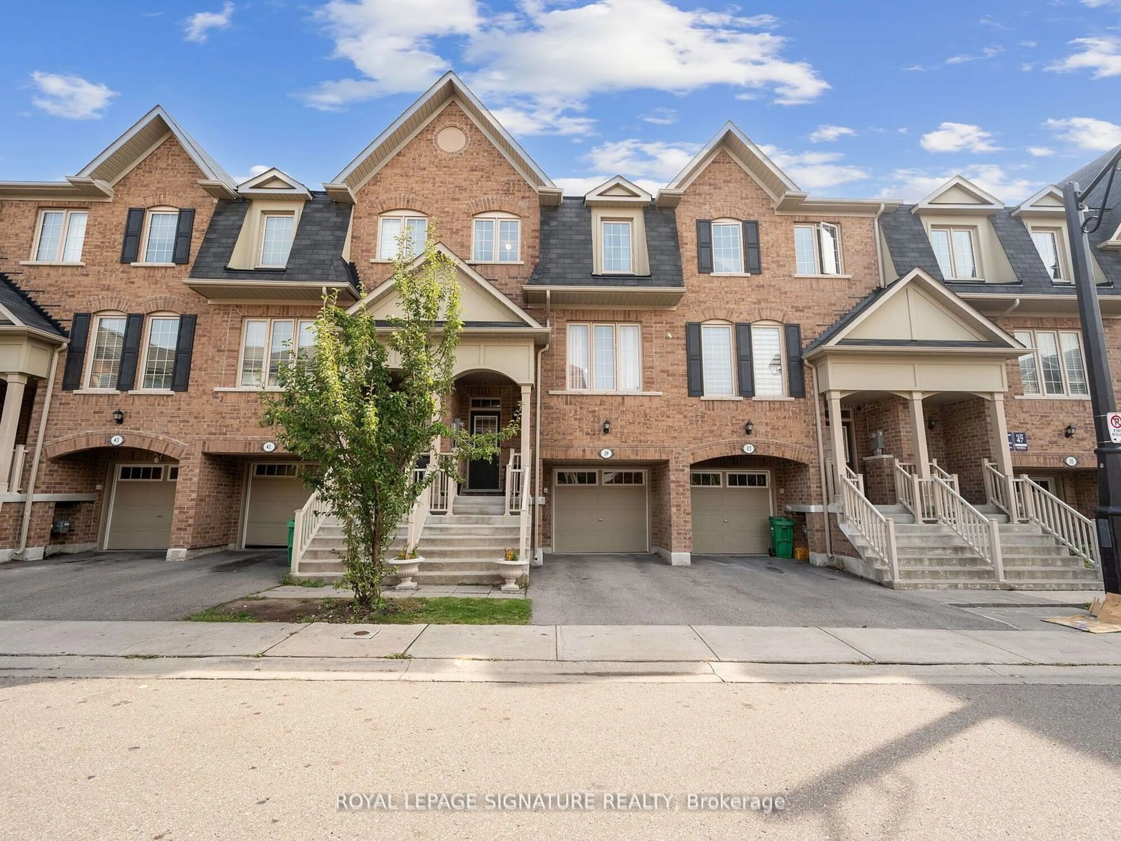 Home with brick exterior material, street for 39 Sea Drifter Cres, Brampton Ontario L6P 4B2