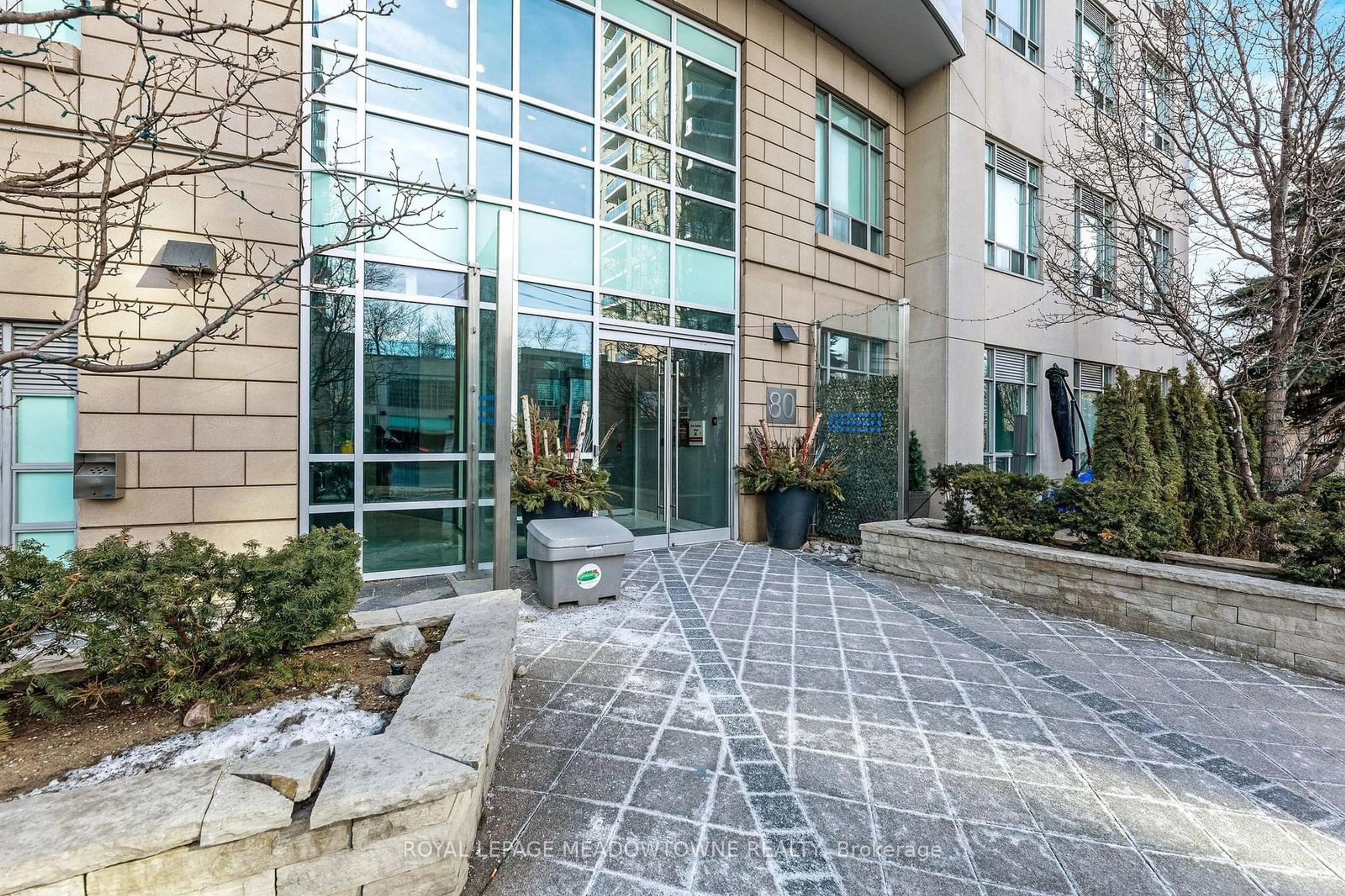 Patio, building for 80 Absolute Ave #3102, Mississauga Ontario L4Z 0A5