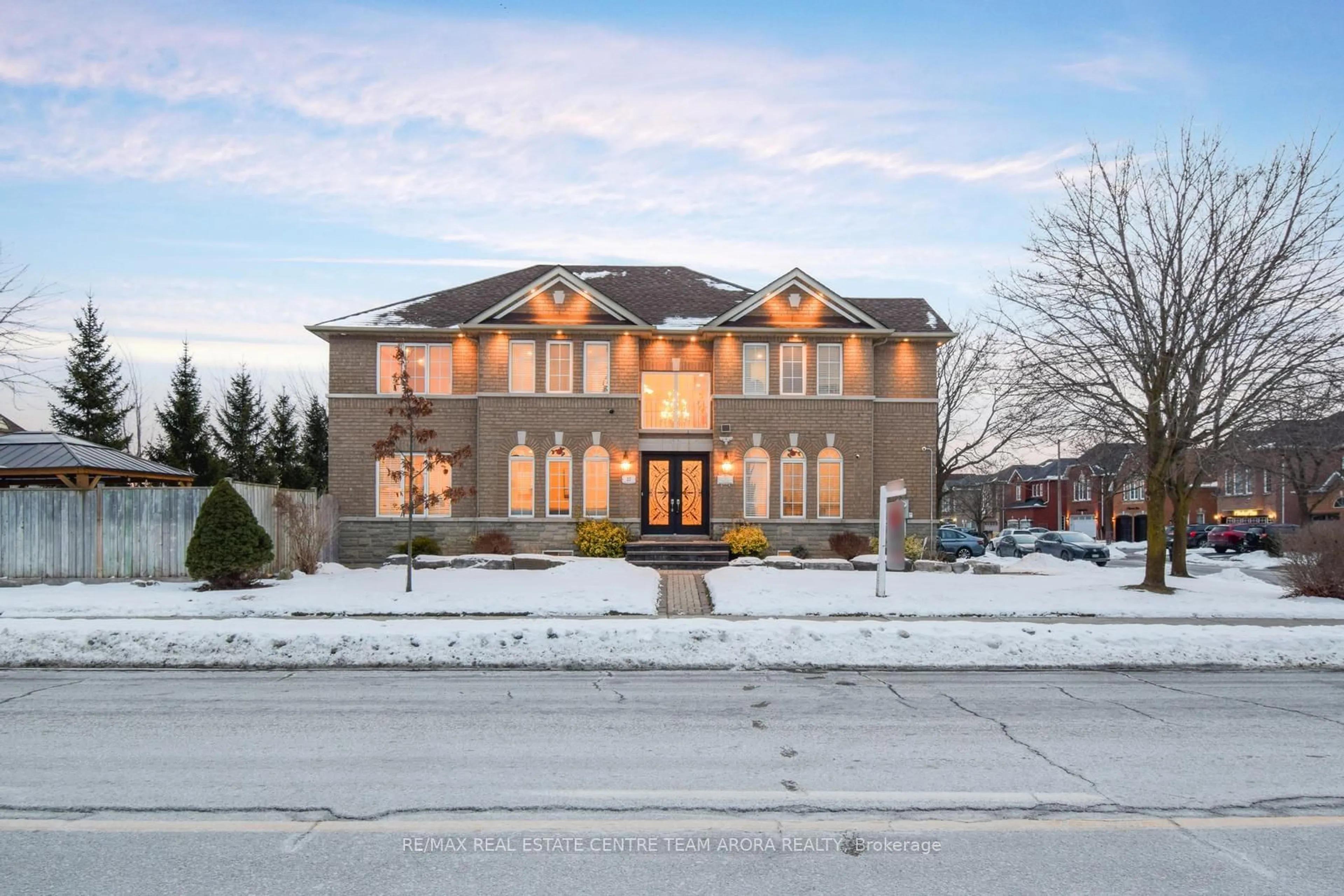 Home with brick exterior material, street for 22 Summer Valley Dr, Brampton Ontario L6Z 4V6