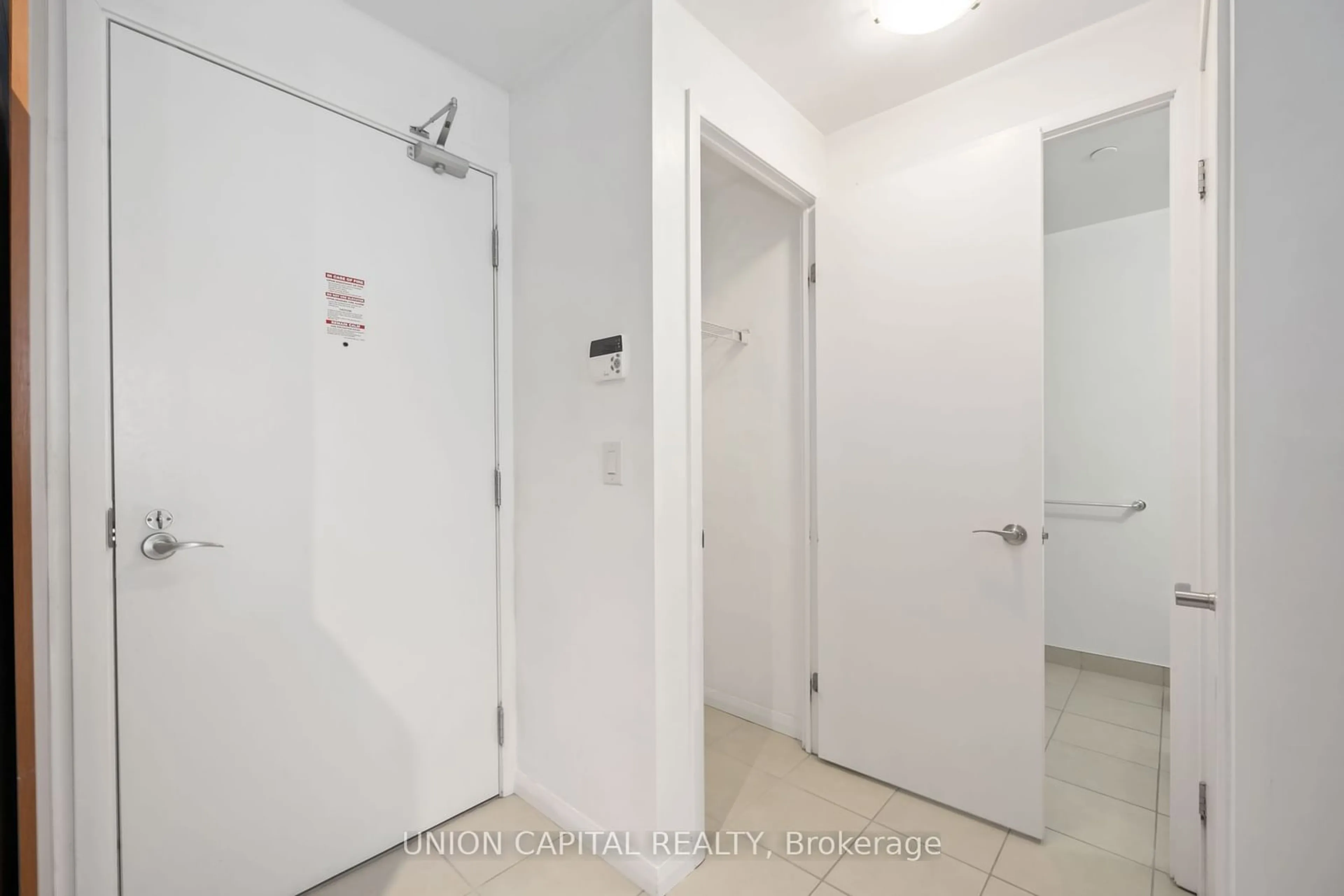 A pic of a room for 800 Lawrence Ave #613, Toronto Ontario M6A 0B1