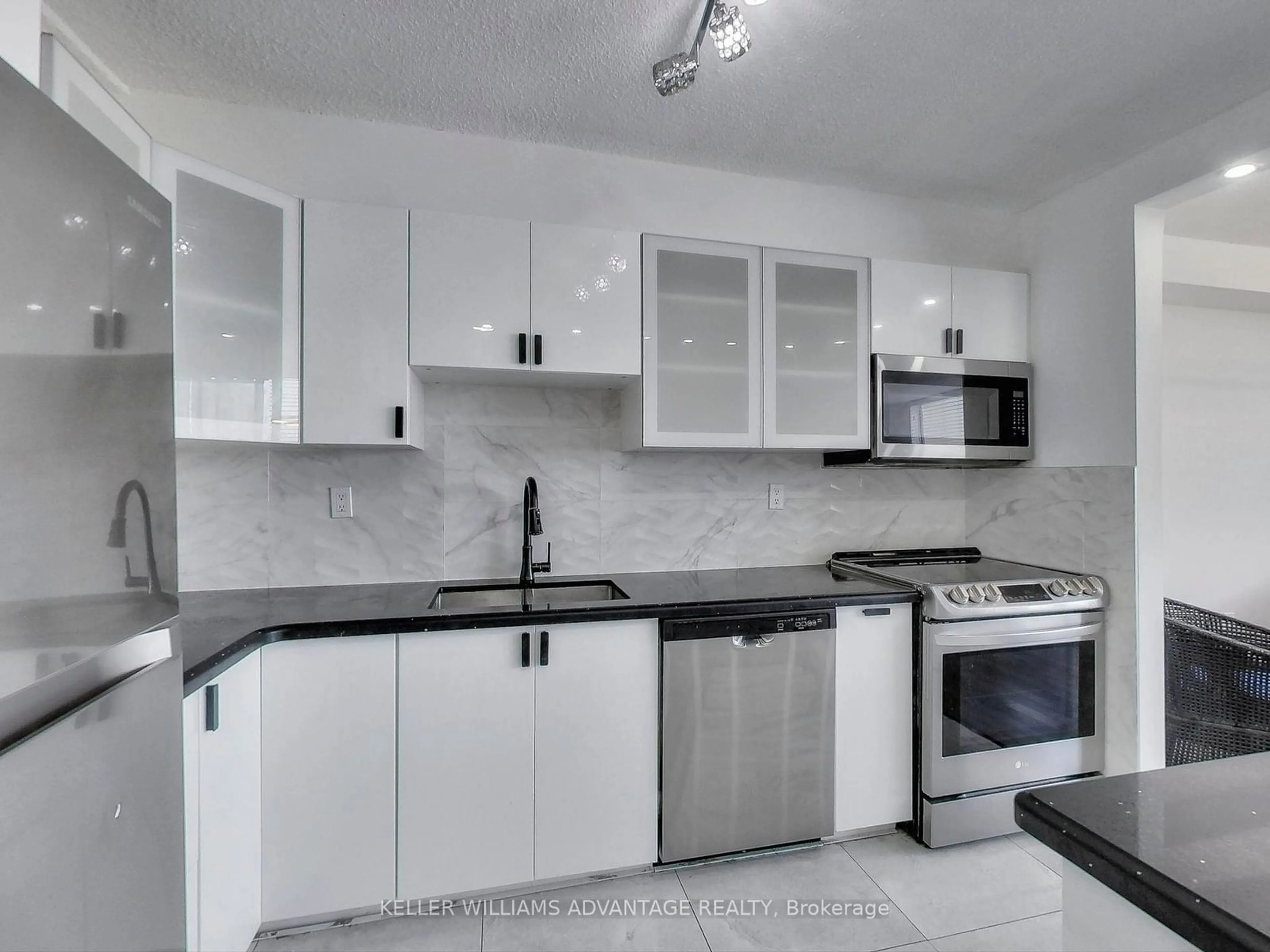 Standard kitchen, unknown for 1050 Stainton Dr #203, Mississauga Ontario L5C 2T7