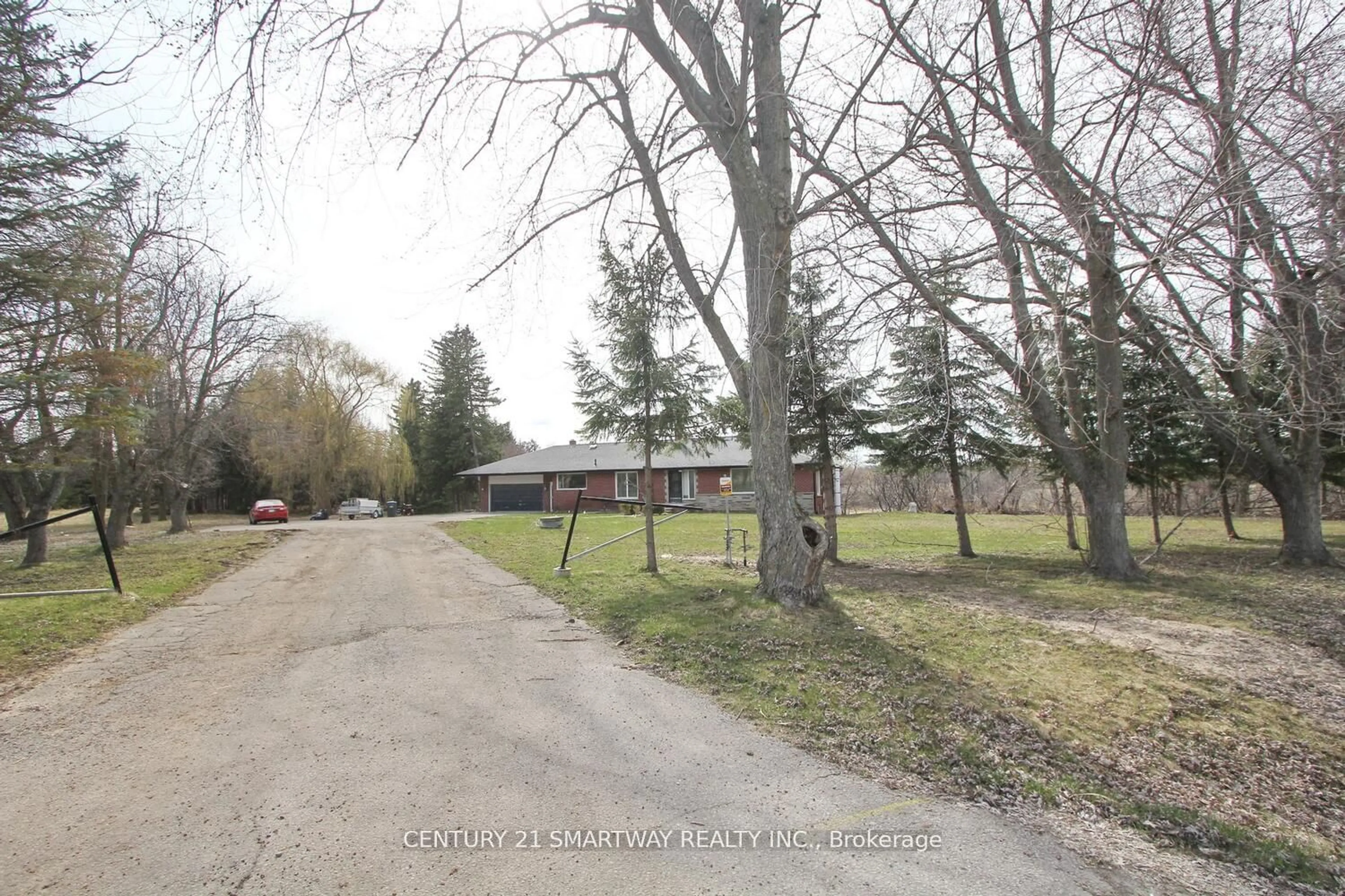 A pic from outside/outdoor area/front of a property/back of a property/a pic from drone, street for 12548 Mclaughlin Rd, Caledon Ontario L7C 2A1