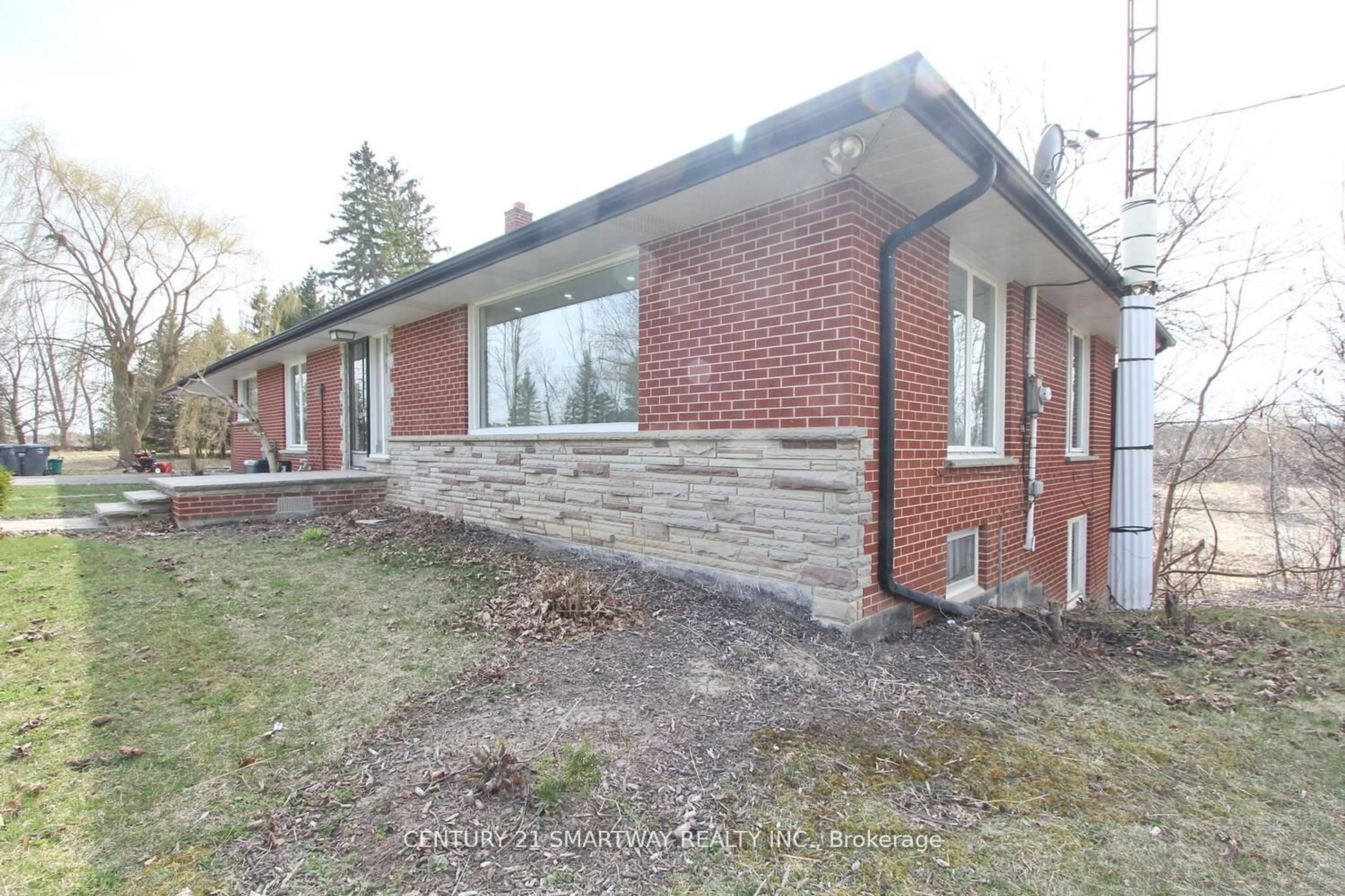 Home with brick exterior material, building for 12548 Mclaughlin Rd, Caledon Ontario L7C 2A1