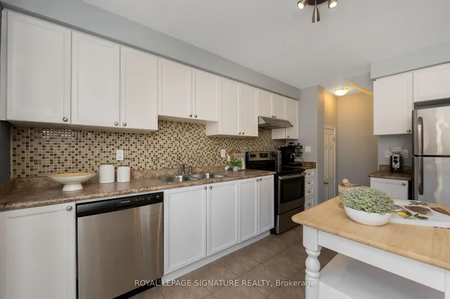 Additional property image - 632 Marks St