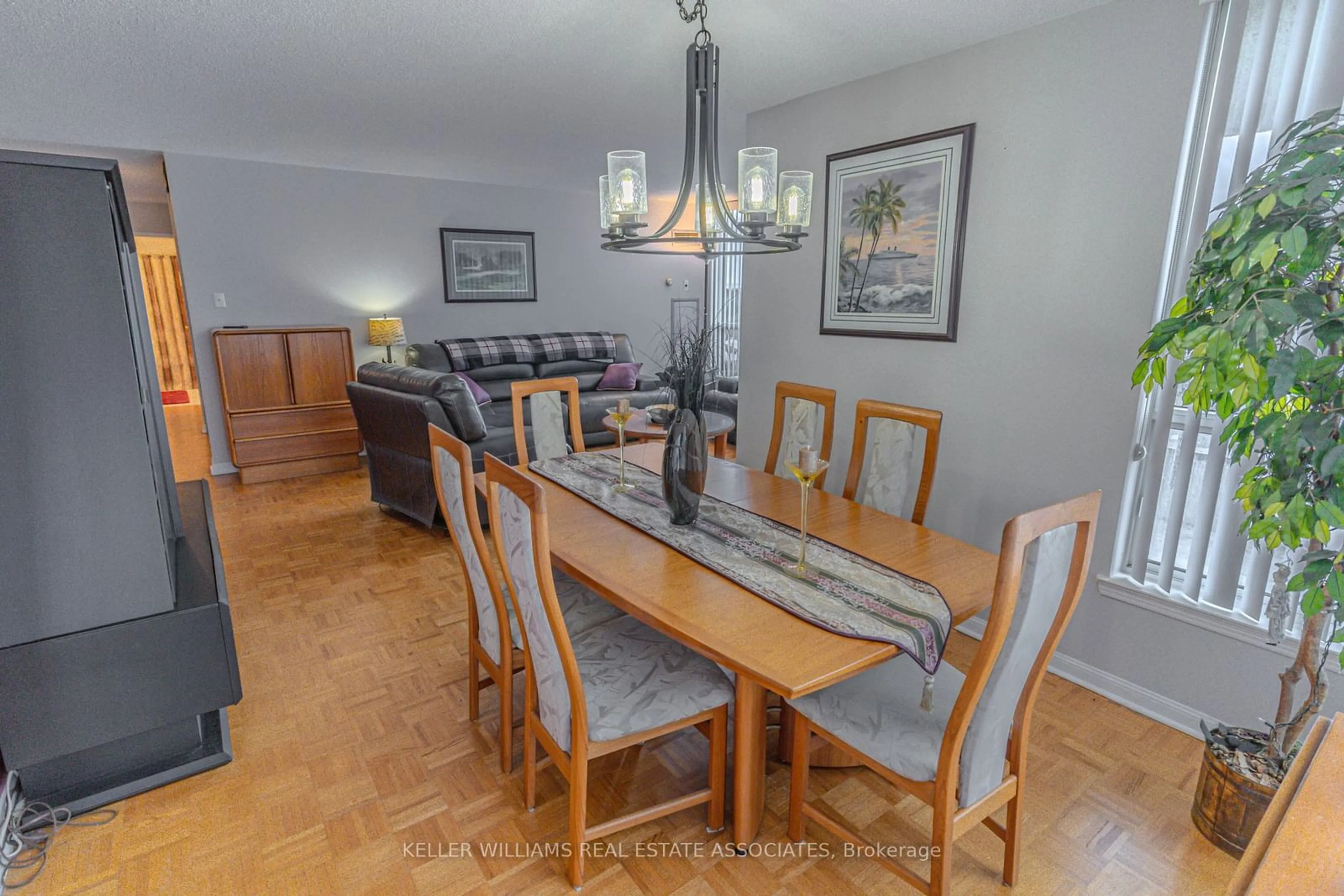 Dining room, unknown for 12 Laurelcrest St #1112, Brampton Ontario L6S 5Y4