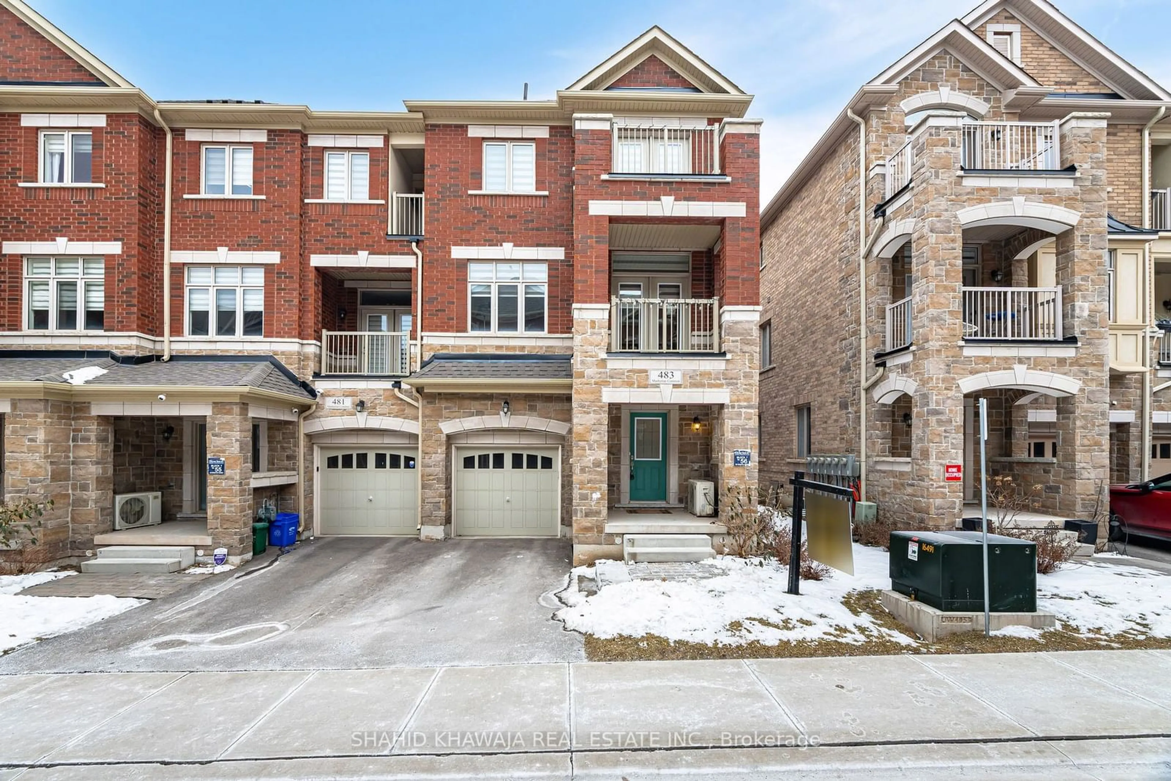 Home with brick exterior material, street for 483 Manhattan Common, Oakville Ontario L6H 3P6