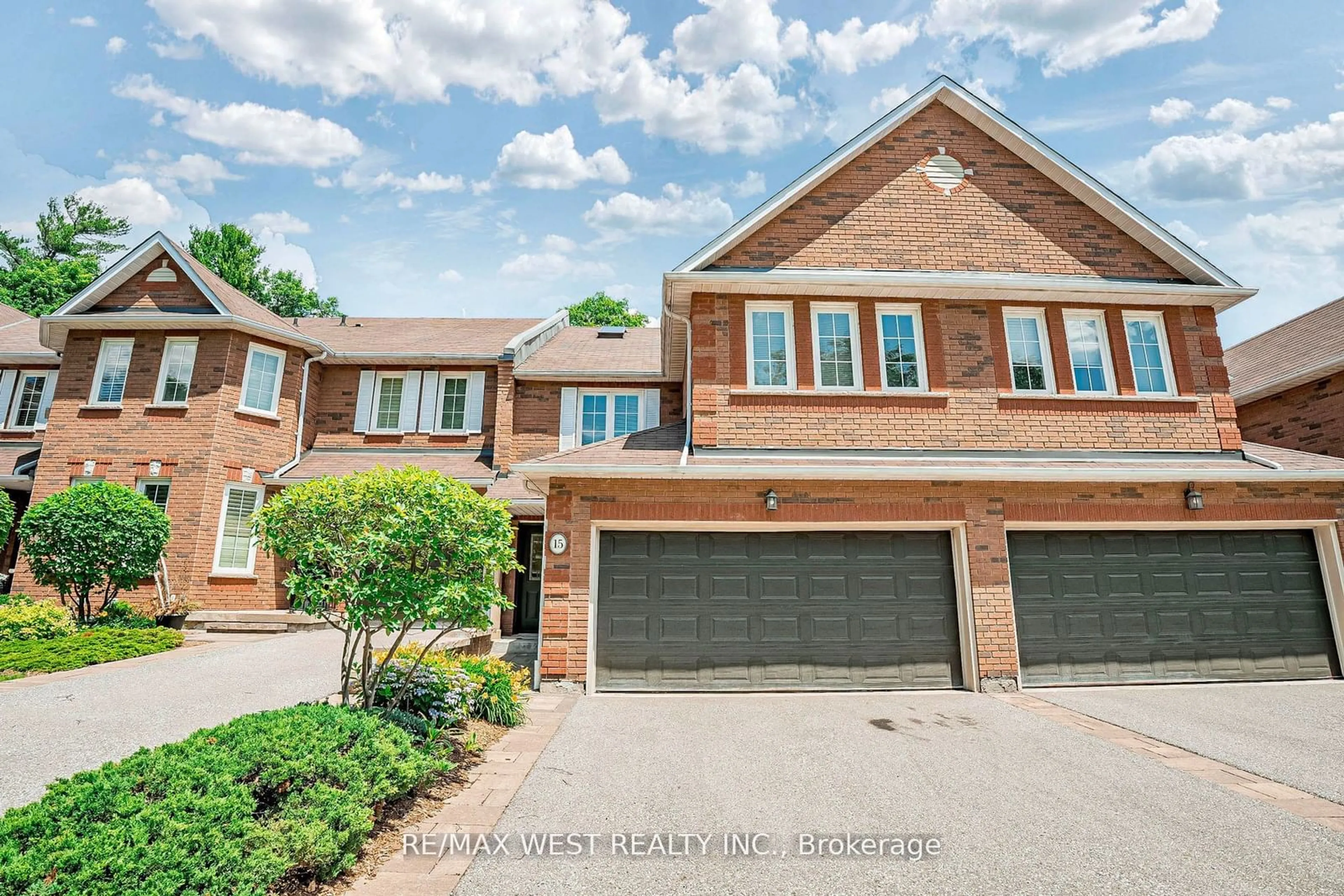 Home with brick exterior material, street for 1735 The Collegeway #15, Mississauga Ontario L5L 3S7