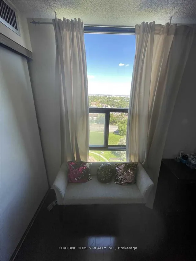 Additional property image - 4 Kings Cross Rd Unit 1201