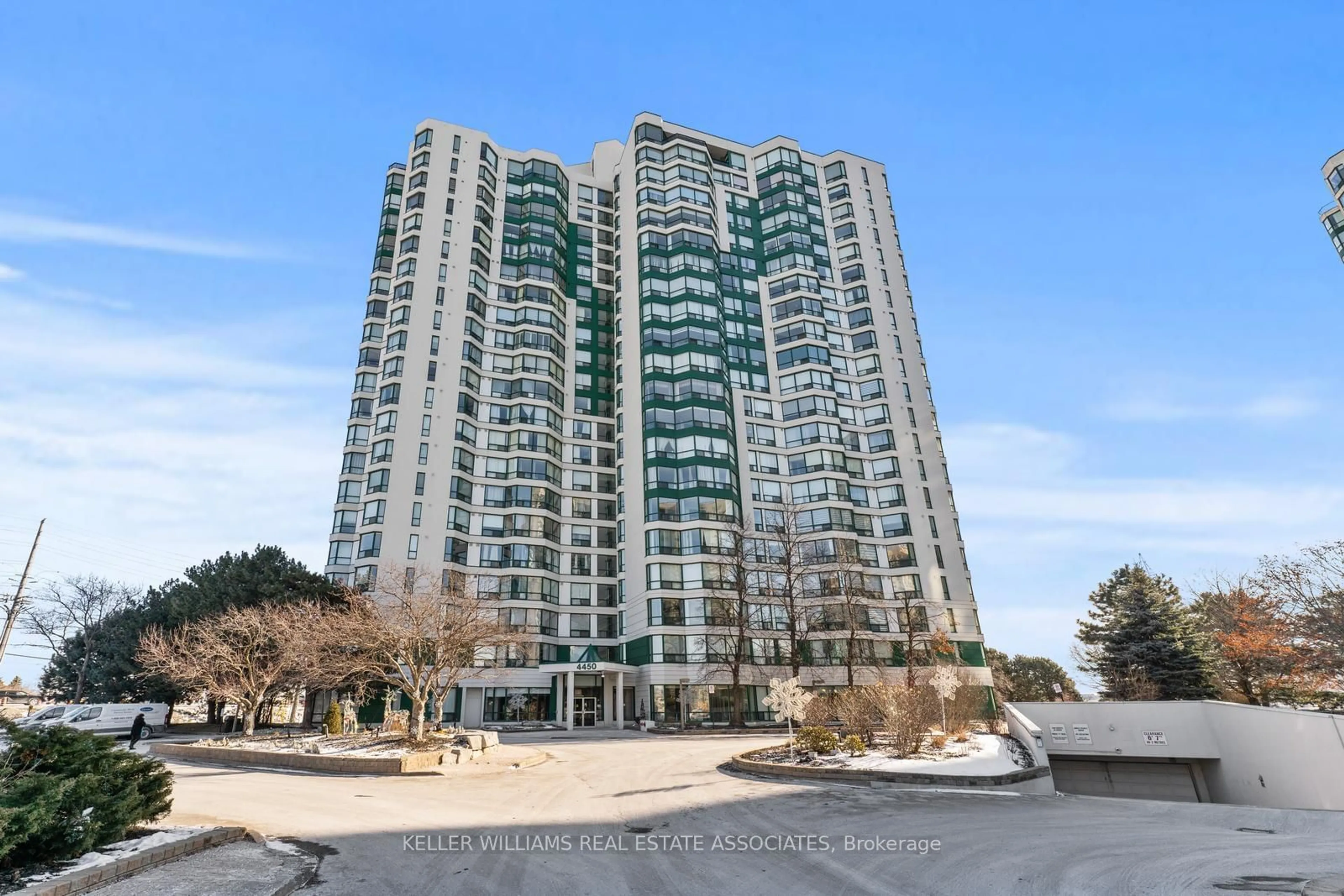 Unknown for 4450 Tucana Crt #1903, Mississauga Ontario L5R 3R4