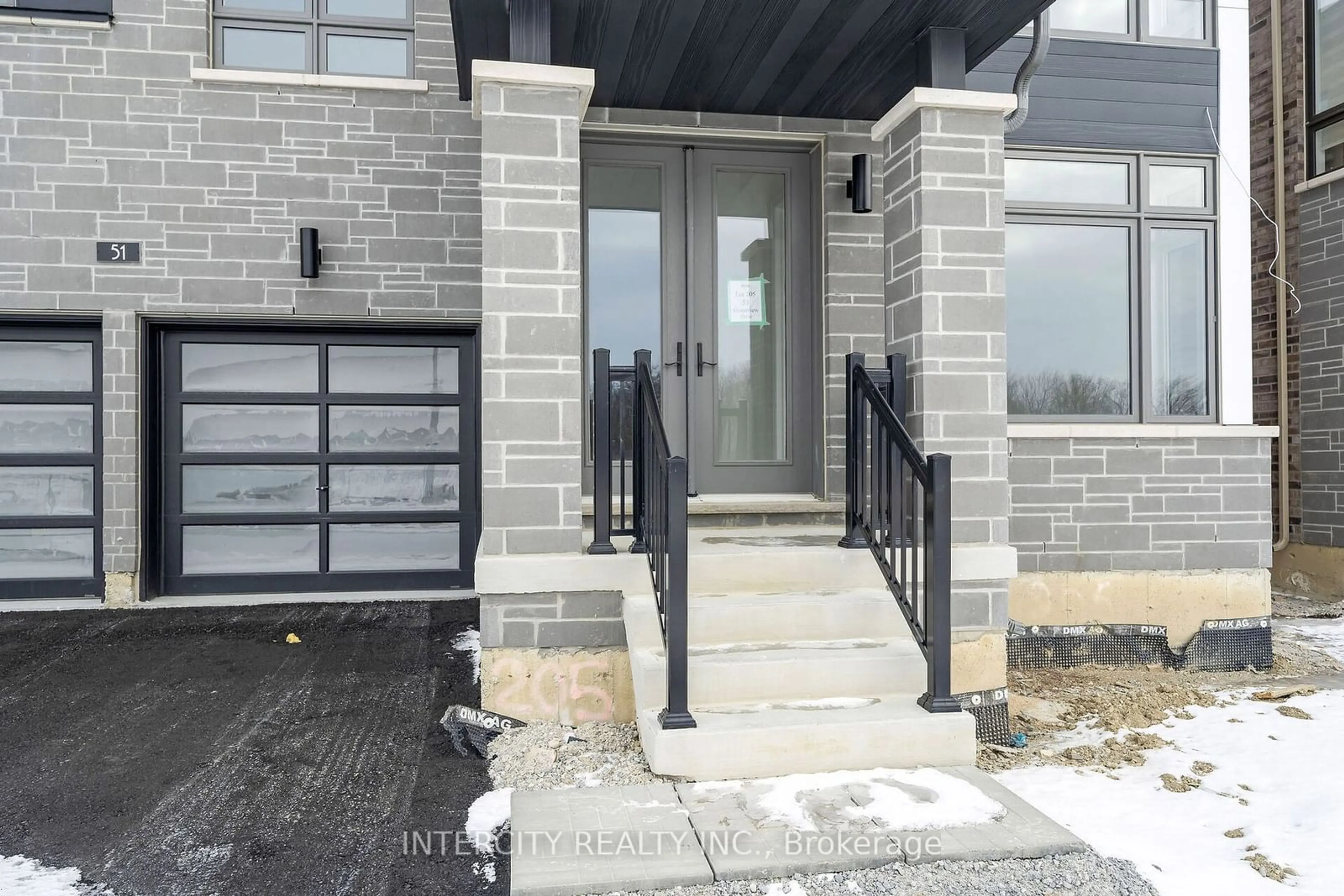 Indoor entryway for 51 Goodview Dr #Lot 205, Brampton Ontario L6R 4C3