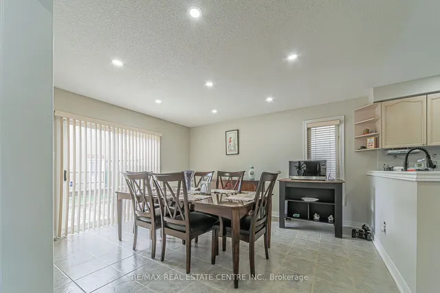 Additional property image - 92 Oaklea Blvd