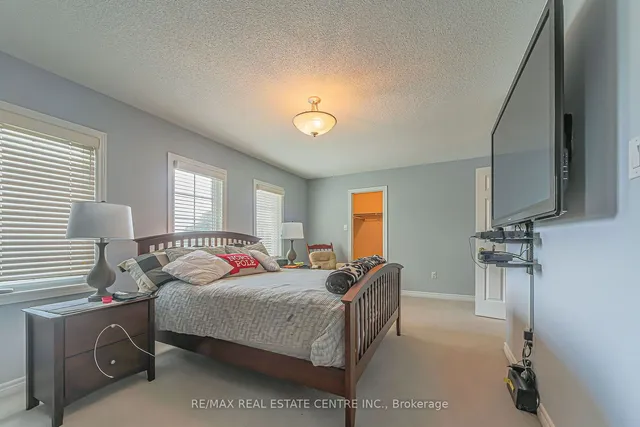 Additional property image - 92 Oaklea Blvd