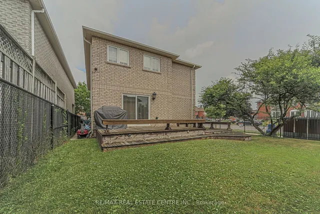 Additional property image - 92 Oaklea Blvd