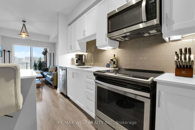 Additional property image - 4040 UPPER MIDDLE Rd Unit 214