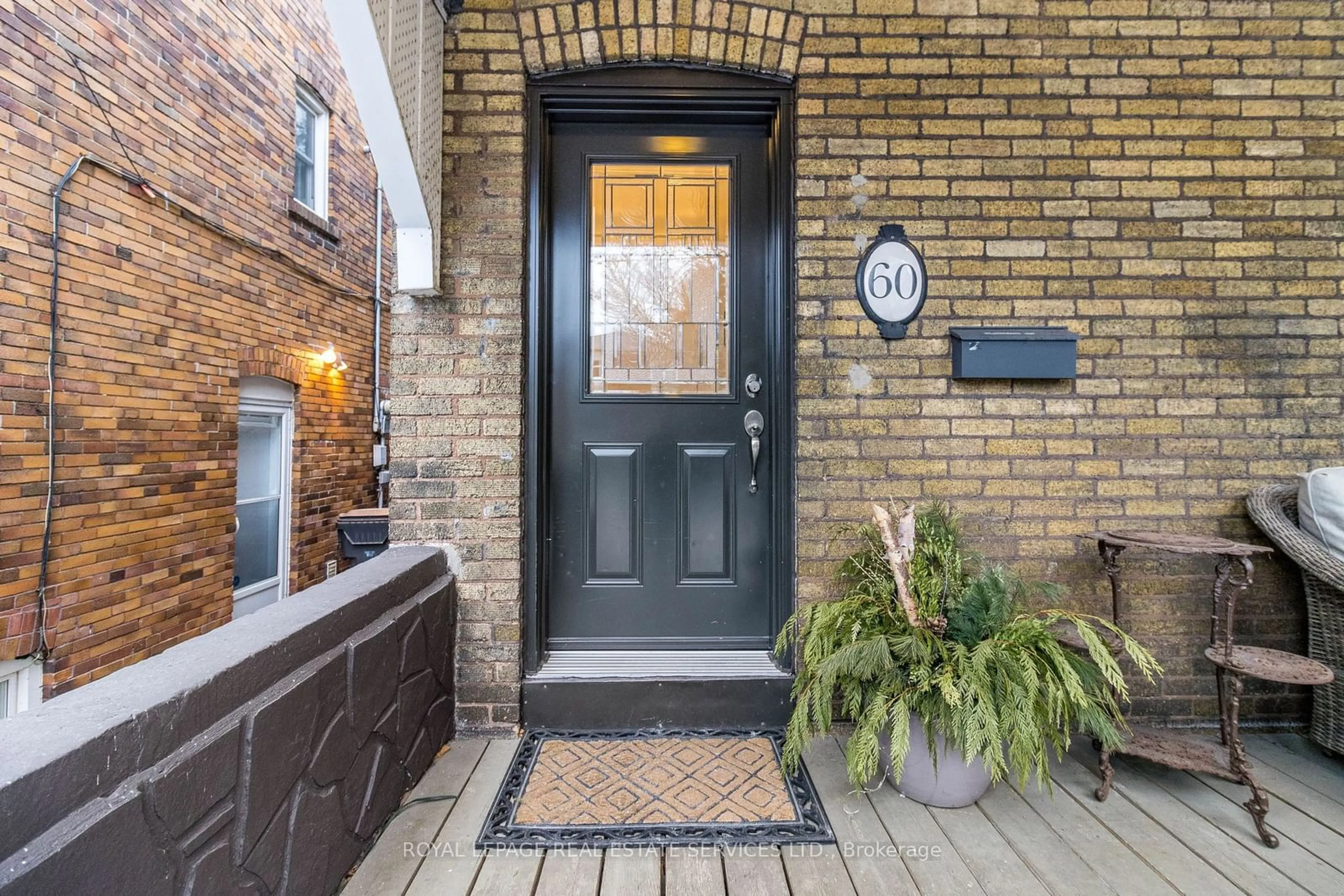 Indoor entryway for 60 Third St, Toronto Ontario M8V 2X8