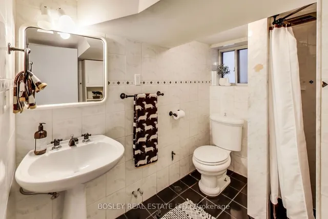 Additional property image - 38 Harvie Ave