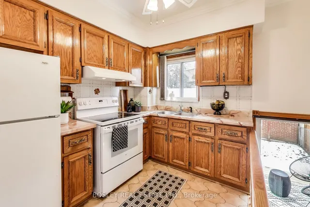 Additional property image - 38 Harvie Ave