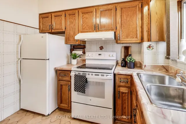 Additional property image - 38 Harvie Ave