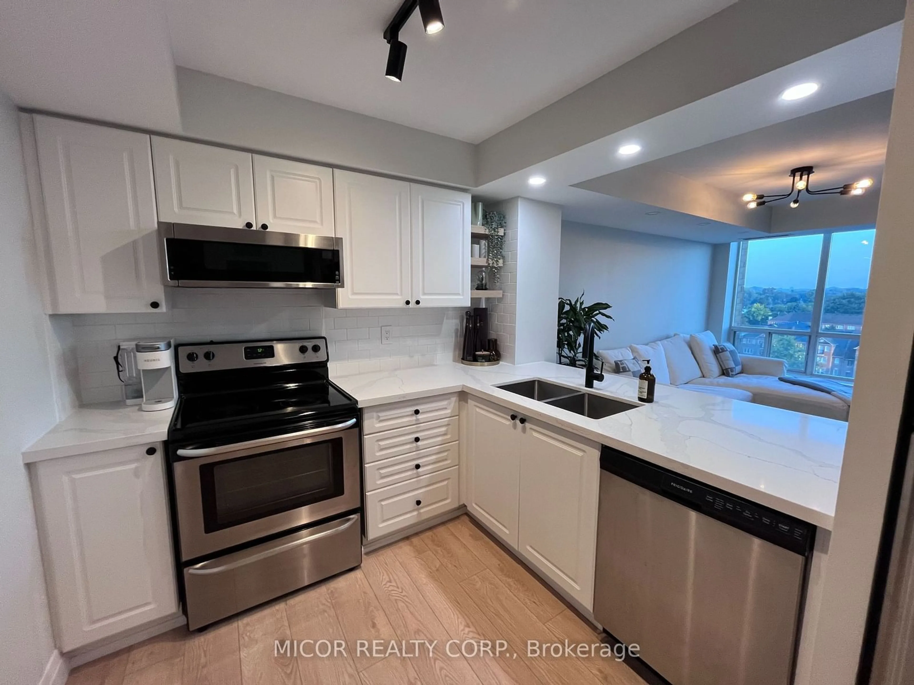 Open concept kitchen, unknown for 190 Manitoba St #1002, Toronto Ontario M8Y 3Y8