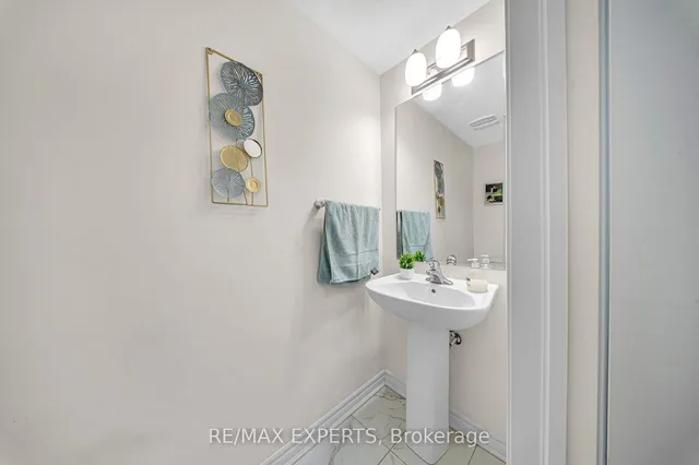 Additional property image - 668 Kennedy Circ