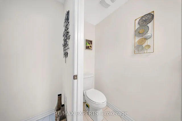 Additional property image - 668 Kennedy Circ