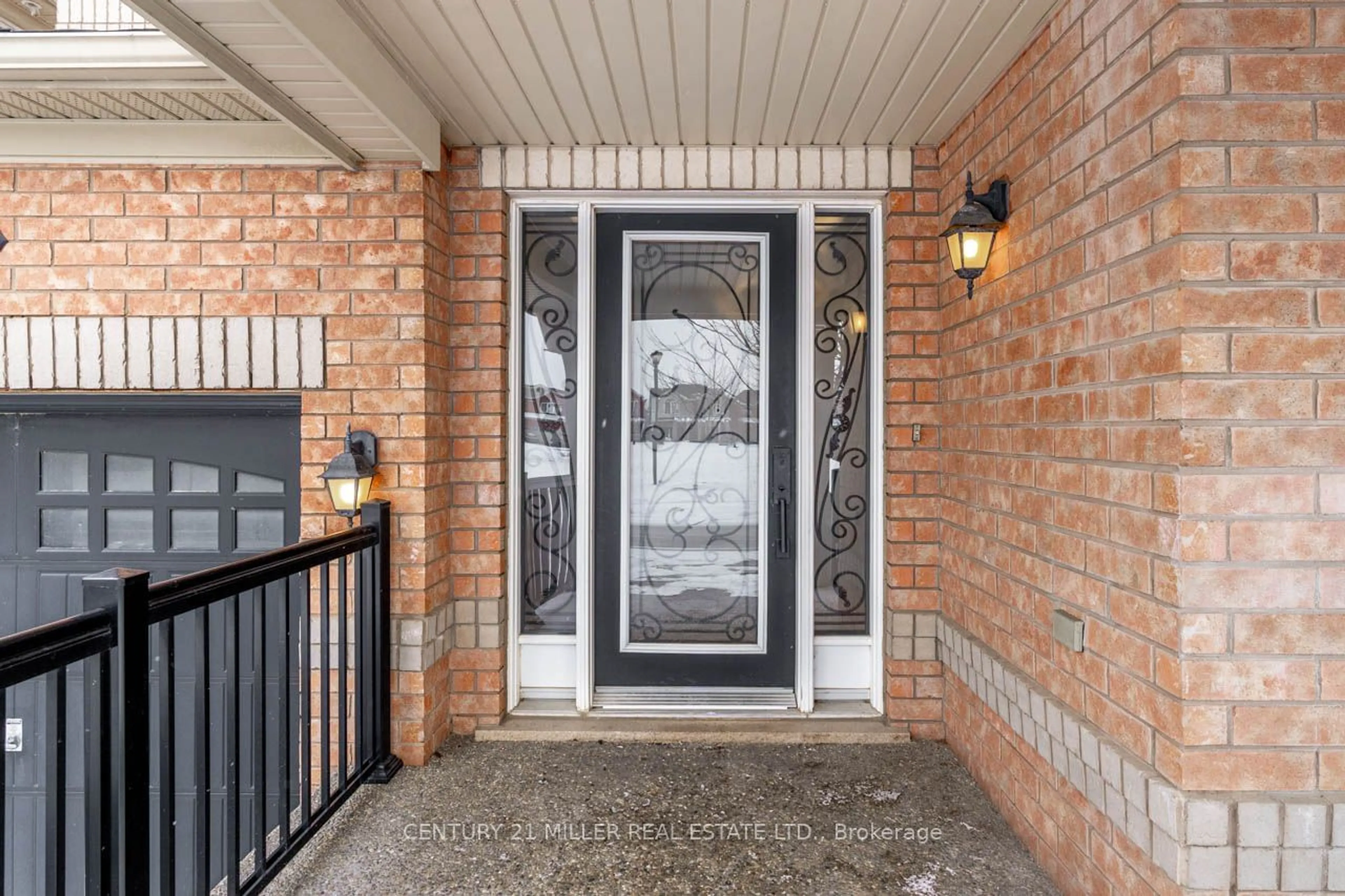 Indoor entryway for 460 Tonelli Lane, Milton Ontario L9T 0N5