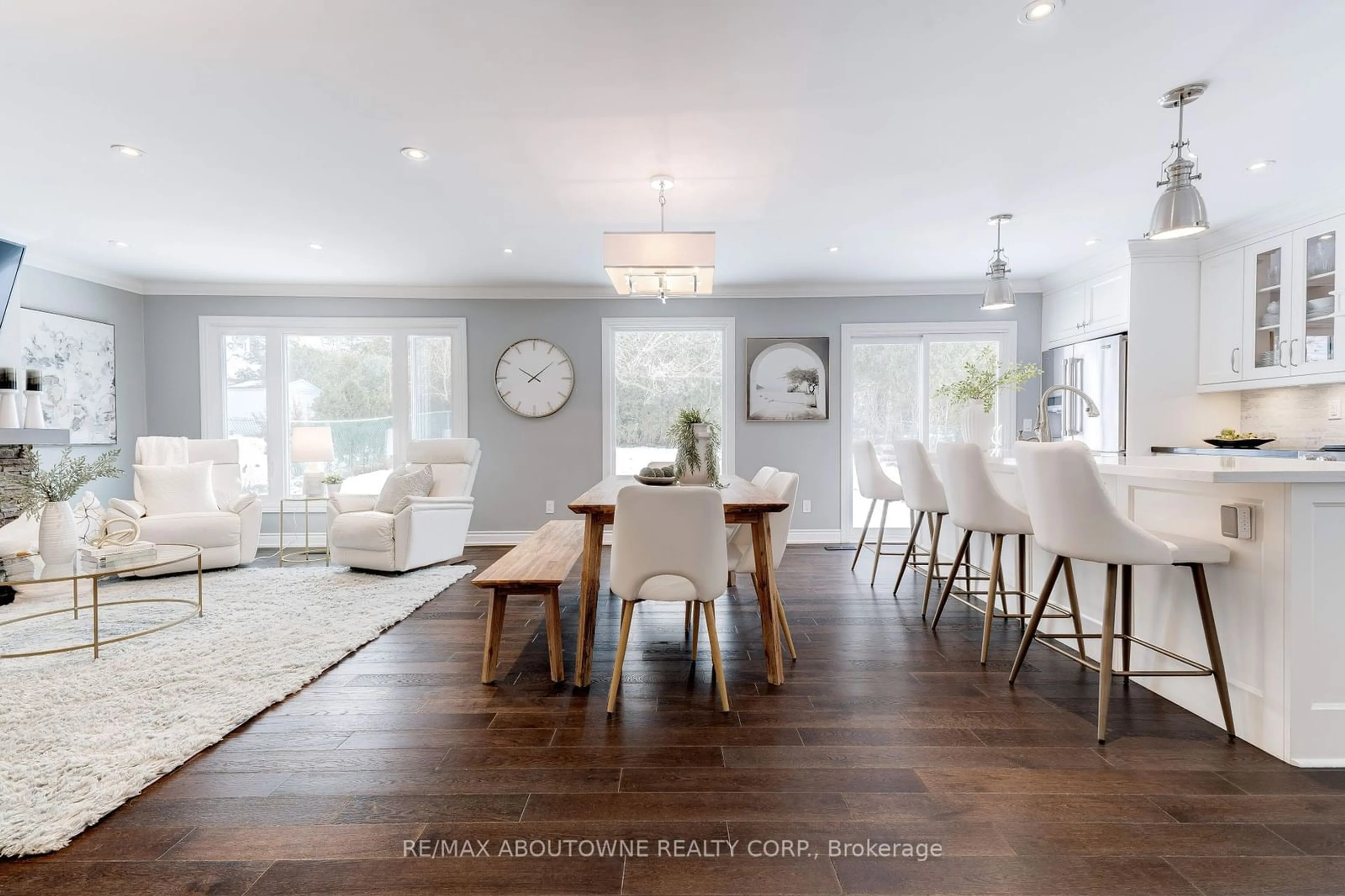 Dining room, wood/laminate floor for 1159 Falgarwood Dr, Oakville Ontario L6H 2L4