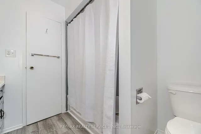 Additional property image - 76 Simmons Blvd