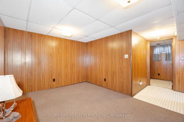 Additional property image - 76 Simmons Blvd