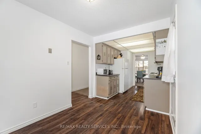 Additional property image - 76 Simmons Blvd