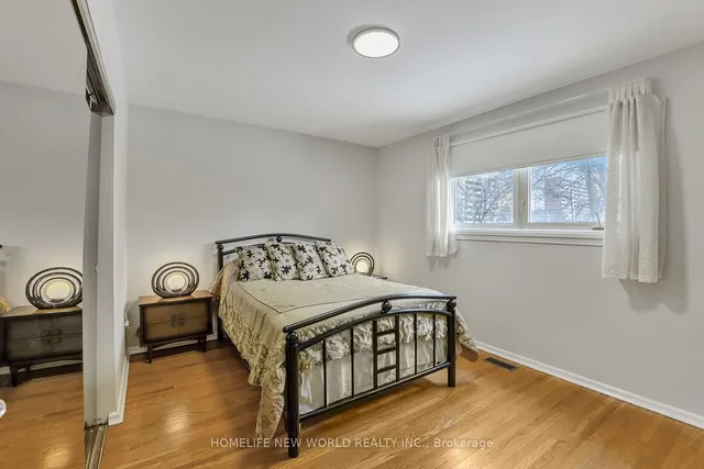 Additional property image - 109 Westhampton Dr