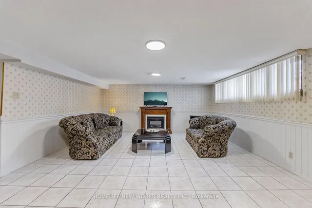 Additional property image - 109 Westhampton Dr