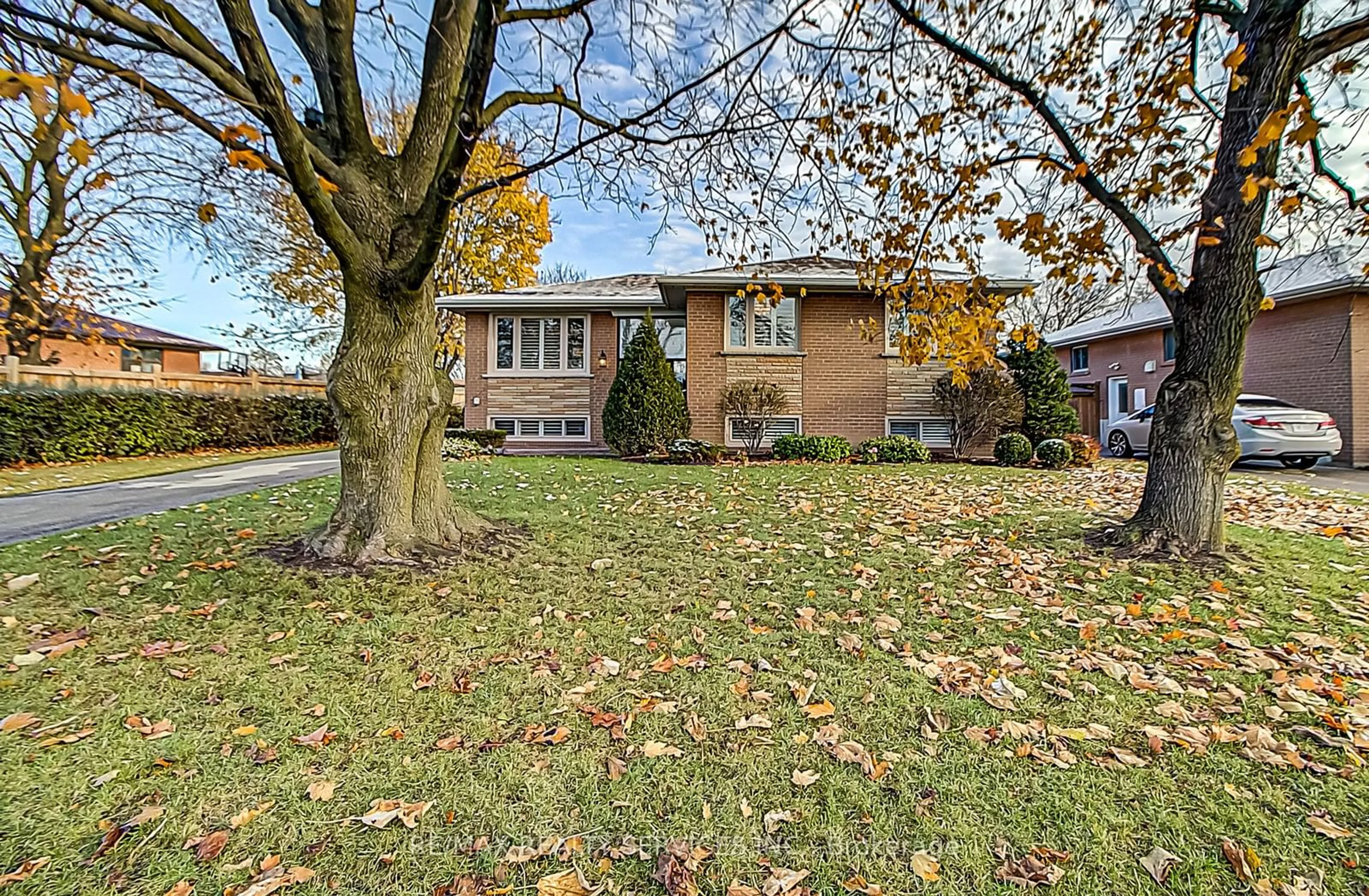 Home with brick exterior material, street for 4 Ridgetop Ave, Brampton Ontario L6X 1Z7