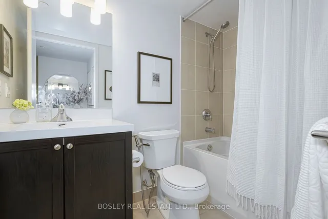 Additional property image - 830 Lawrence Ave Unit 511