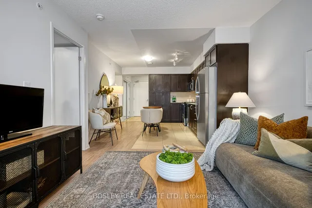 Additional property image - 830 Lawrence Ave Unit 511
