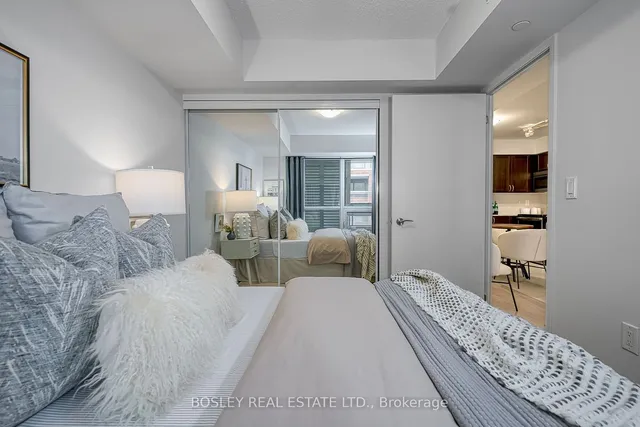 Additional property image - 830 Lawrence Ave Unit 511
