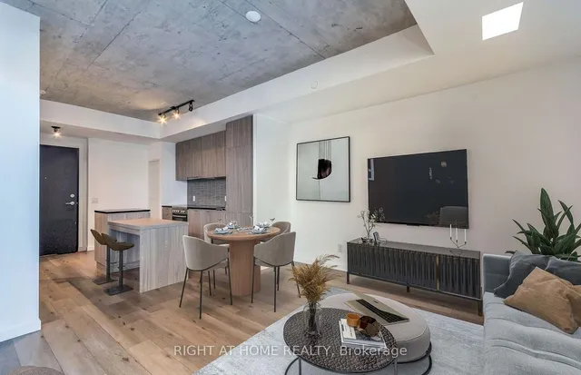 Additional image 29 of 7 Smith Cres Unit 301