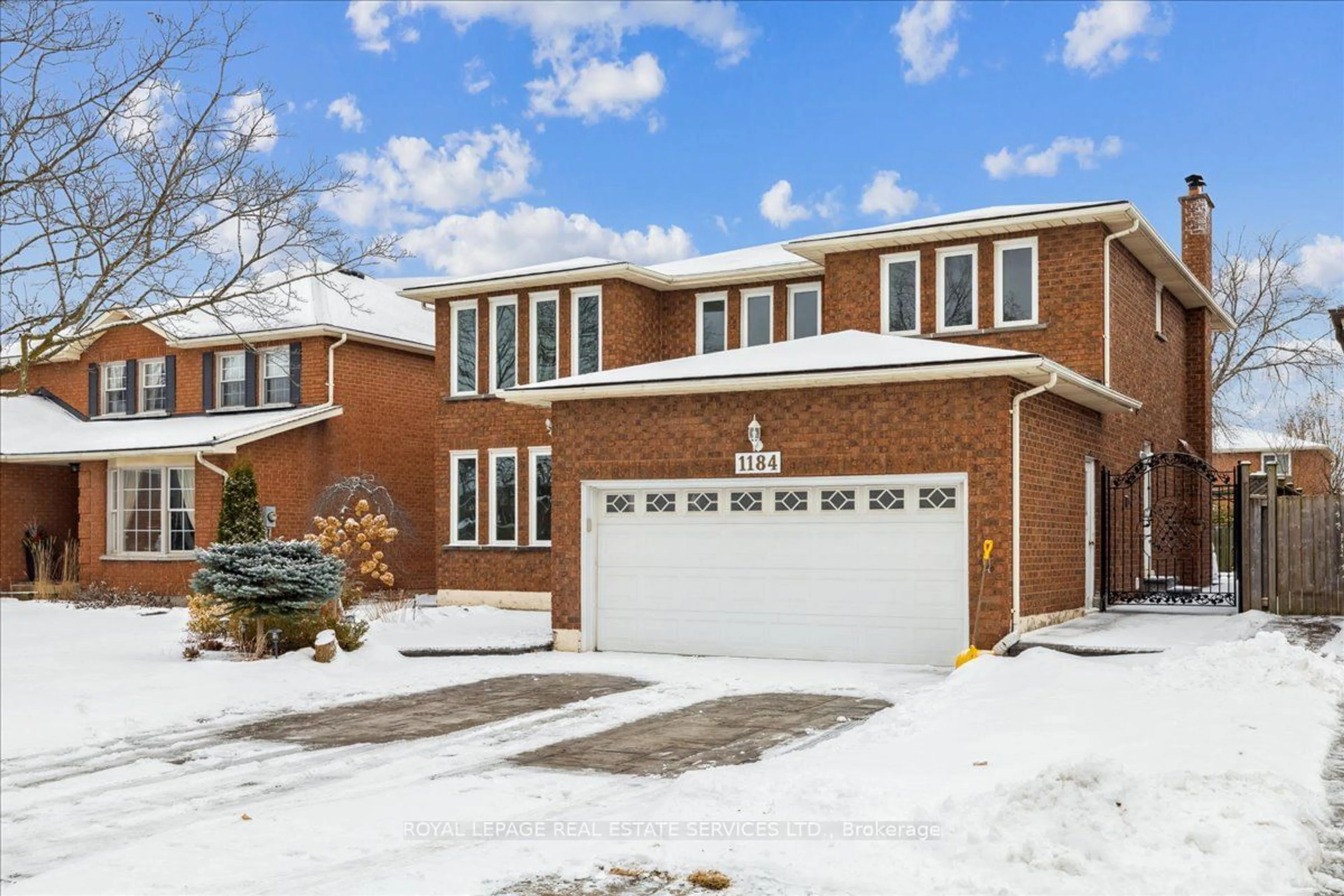 Home with brick exterior material, street for 1184 Rushbrooke Dr, Oakville Ontario L6M 1H7