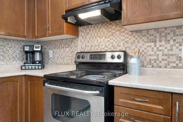 Additional property image - 399 HOBBS Cres