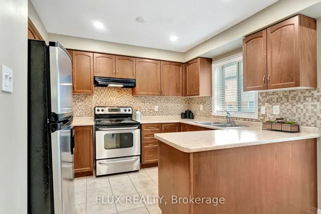 Additional property image - 399 HOBBS Cres