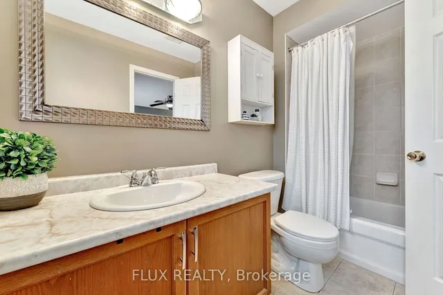 Additional property image - 399 HOBBS Cres