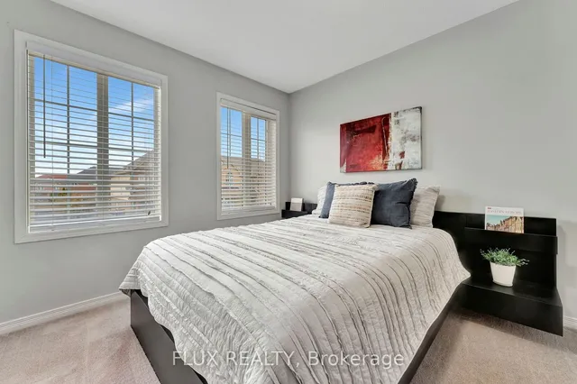 Additional property image - 399 HOBBS Cres
