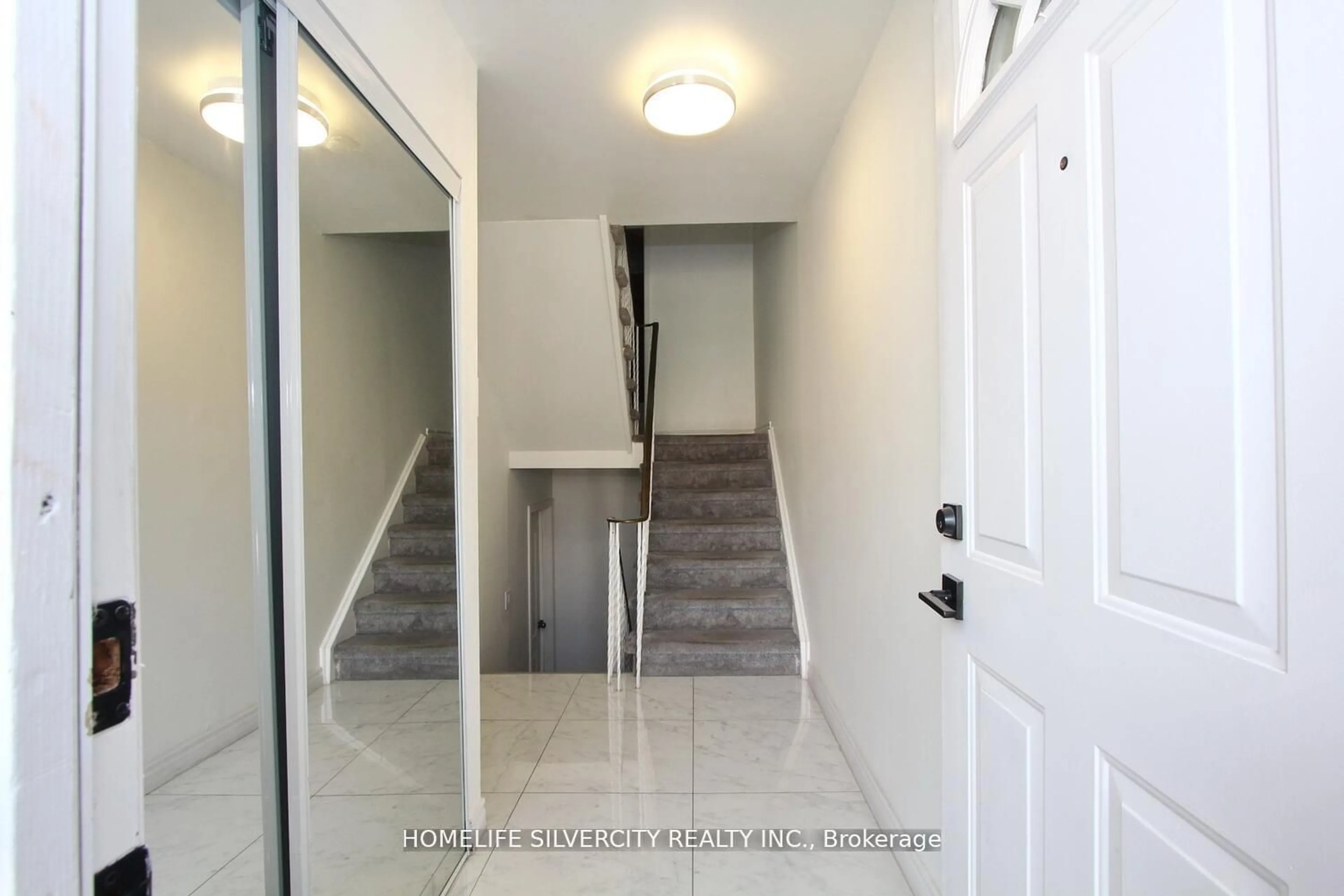 Indoor entryway for 2012 Martin Grove Rd #46, Toronto Ontario M9V 4A3