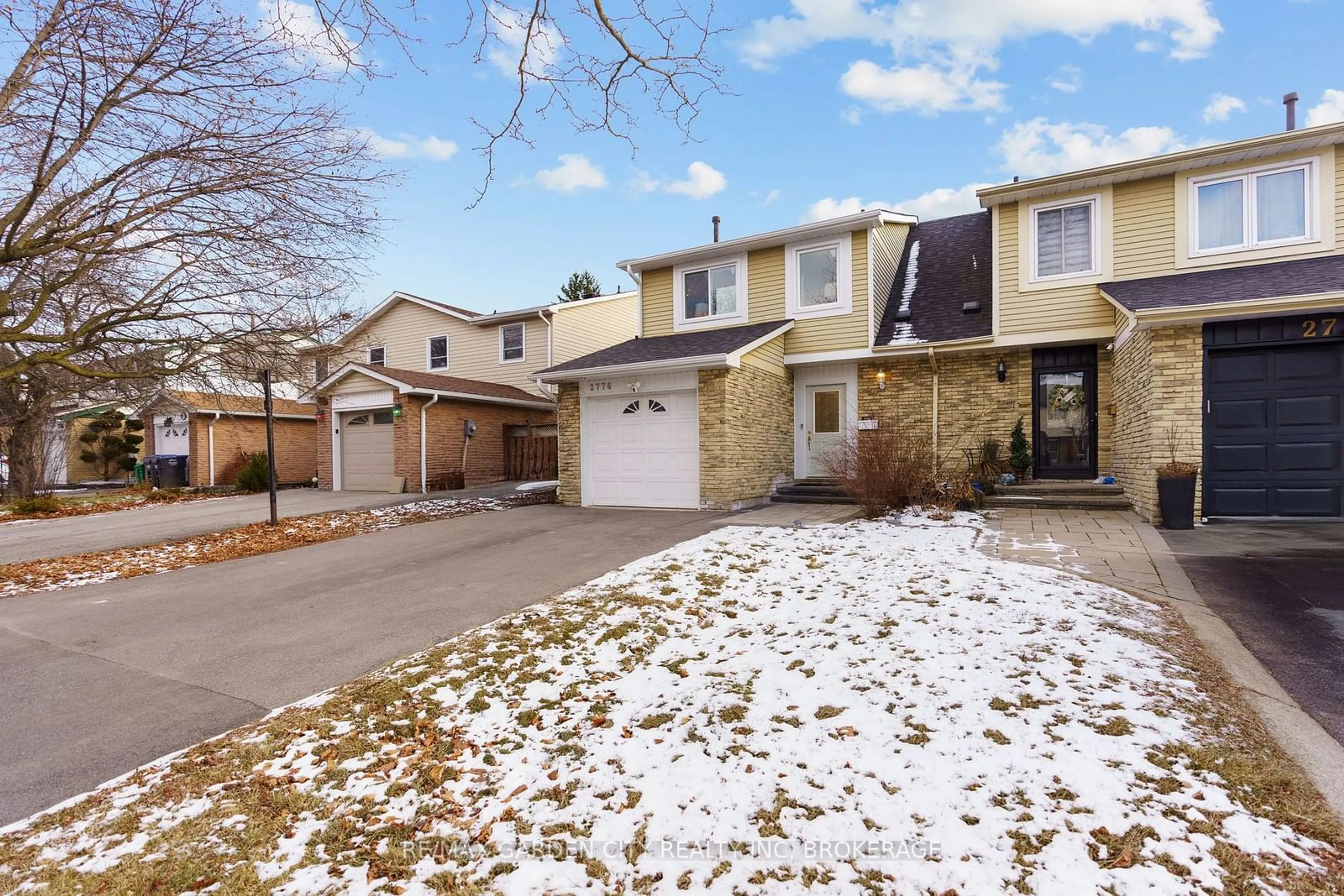 Home with brick exterior material, street for 2776 Andorra Circ, Mississauga Ontario L5N 2H9