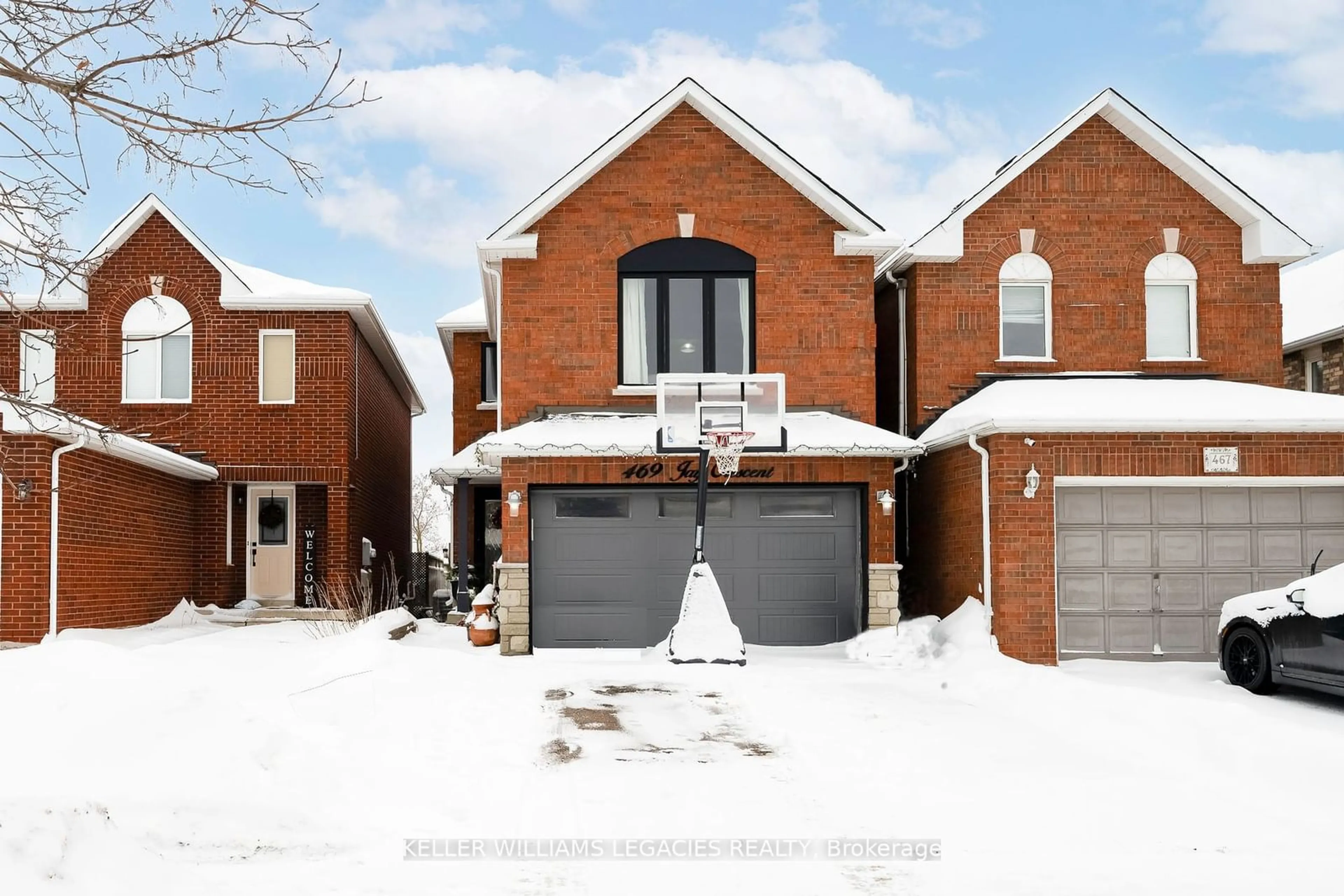 Home with brick exterior material, street for 469 Jay Cres, Orangeville Ontario L9W 4Y8