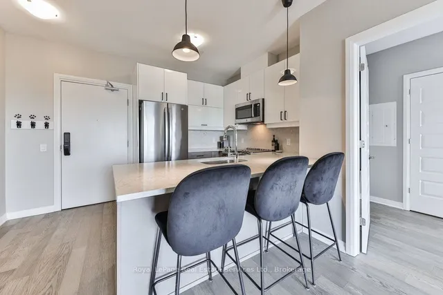 Additional property image - 460 Gordon Krantz Ave Unit 306