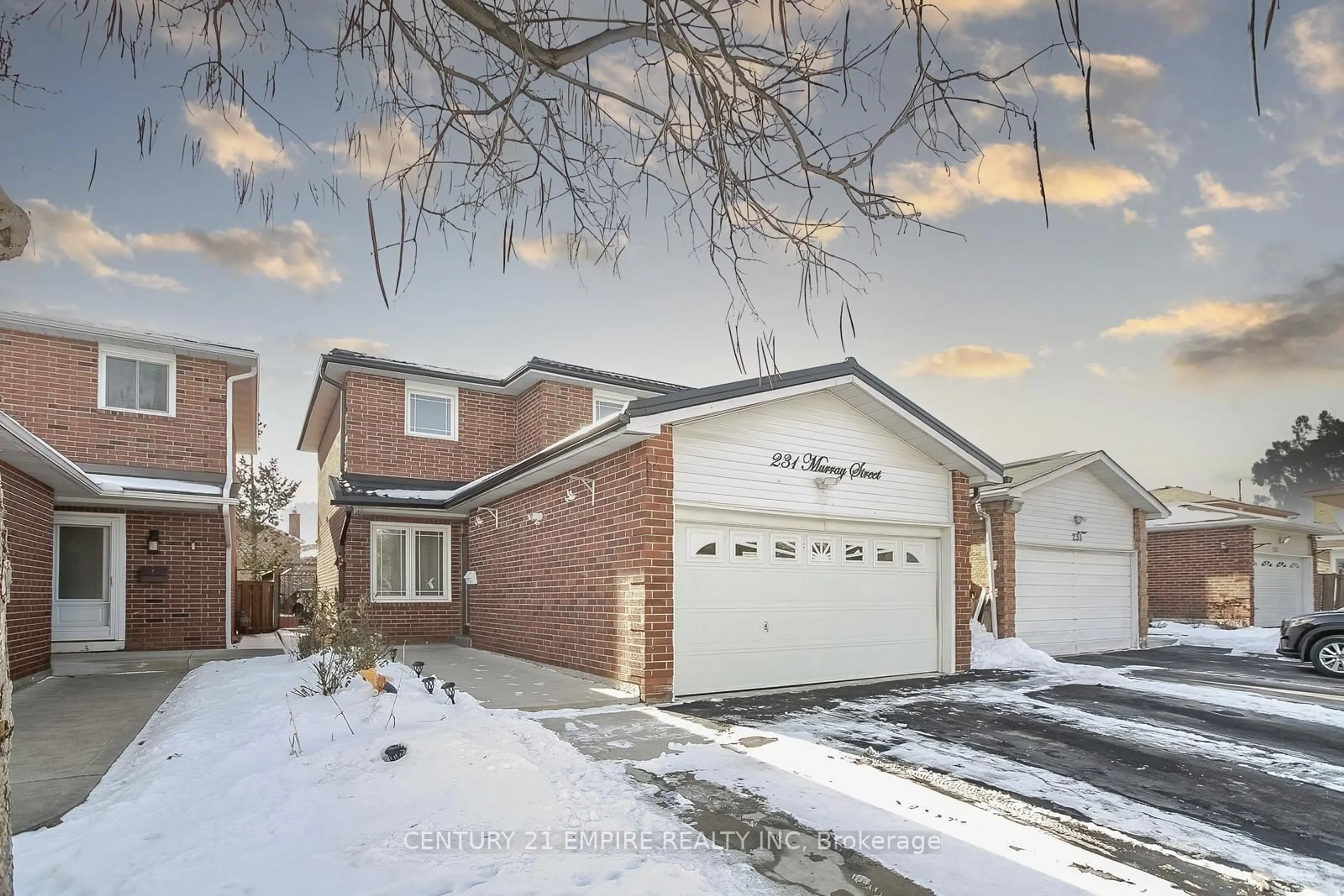 Home with brick exterior material, street for 231 Murray St, Brampton Ontario L6X 3M1