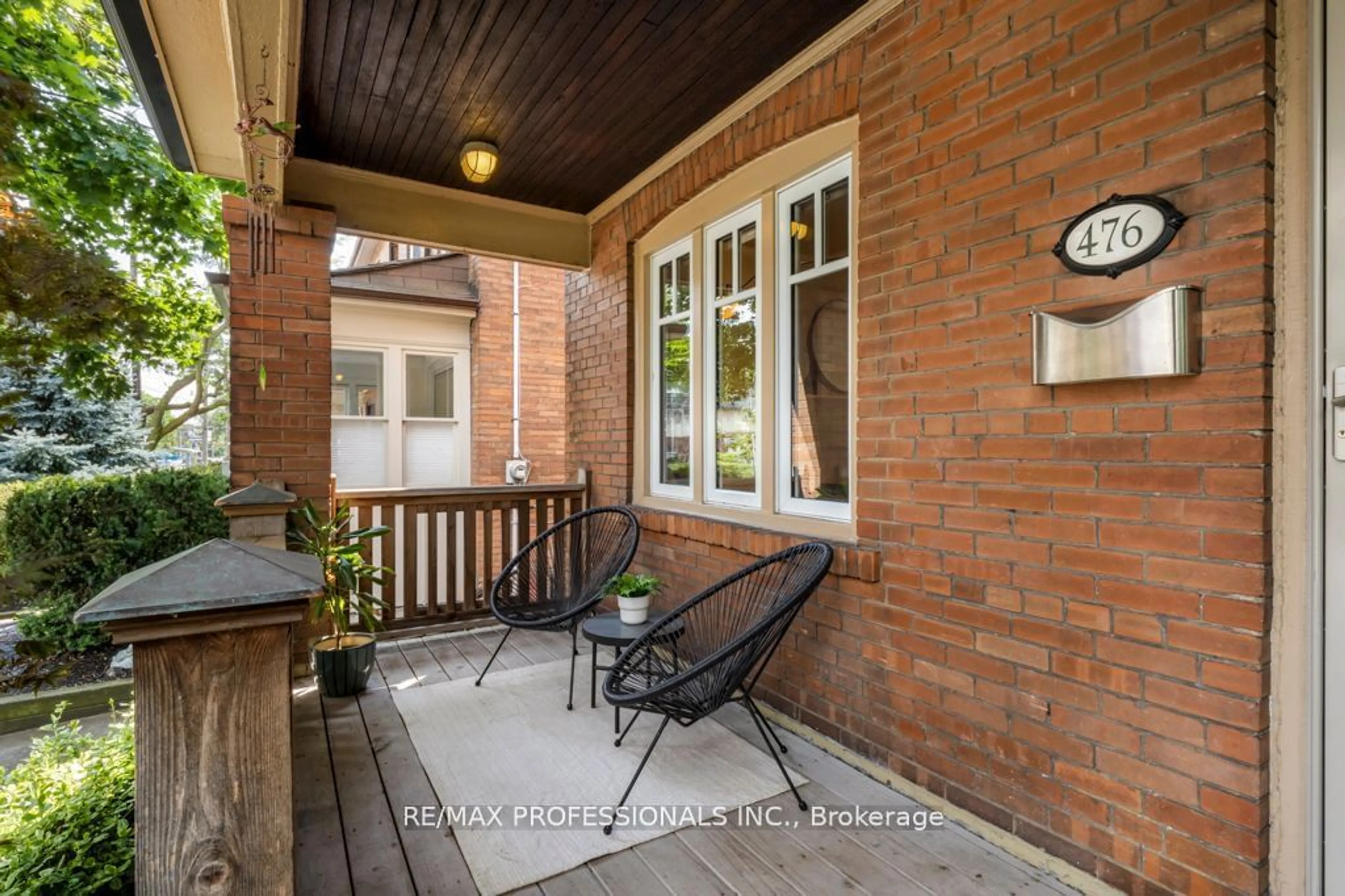 Patio, street for 476 Runnymede Rd, Toronto Ontario M6S 2Z3